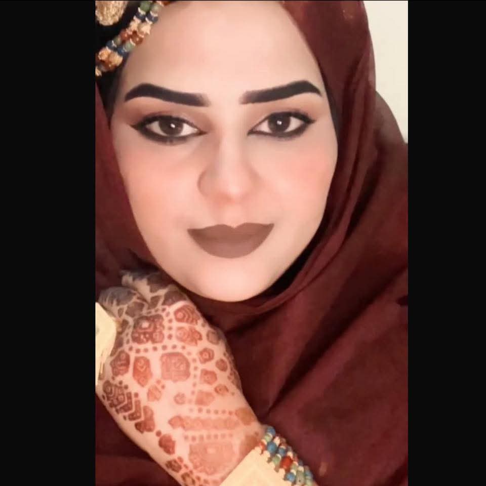 الفنانة : نورة منت يوسف ولد همدفال 