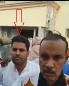 حبيب ولد سيدي أحمد ولد الدولة  / وهو يحرض على اقتحام مفوضيات الشرطة 