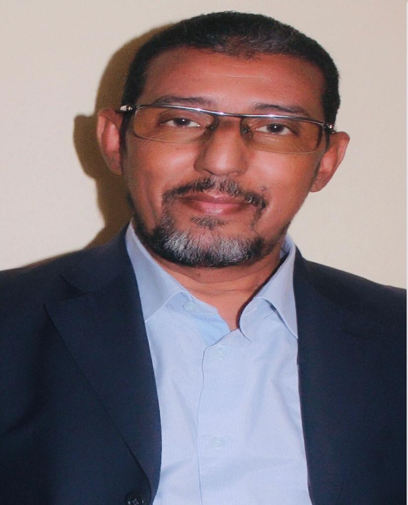 الاستاذ الدكتور محمد أحمد والحاج سيدي / مرشح السابق لنقيب المحامين الموريتانين