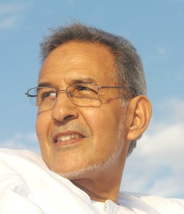 الرئيس الزعيم الرمز : أحمد ولد داداه 