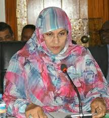 السيدة الناه منت مكناس / وزيرة الصحة الموريتانية 